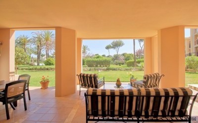 2 bedroom, groundfloor apartment for..