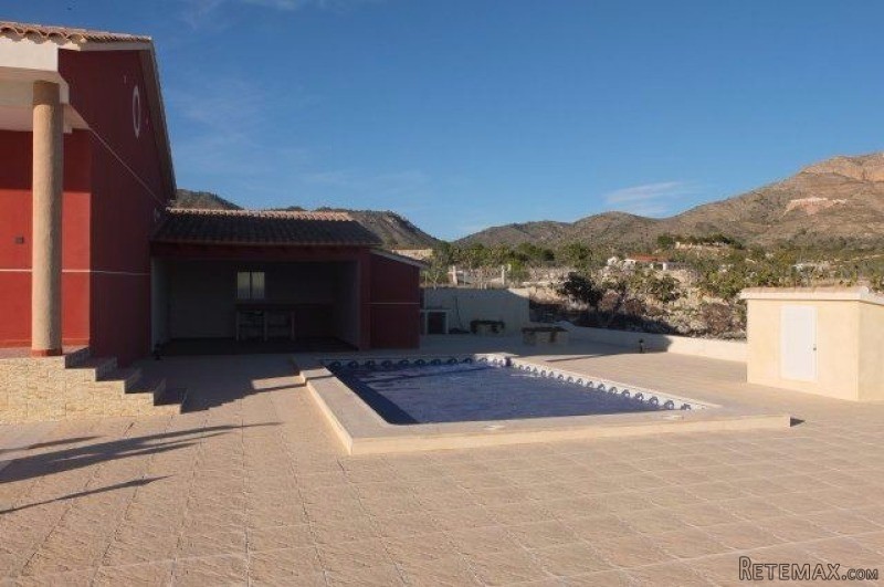 Villa For Sale Macisvenda - 2