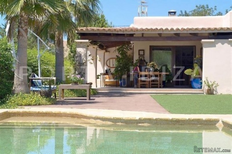 Wonderful house between San Jose and..