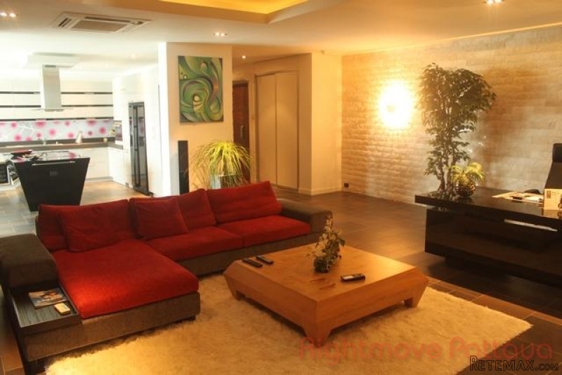 2 Bedroom Condo for sale in Jomtien -.. - 2