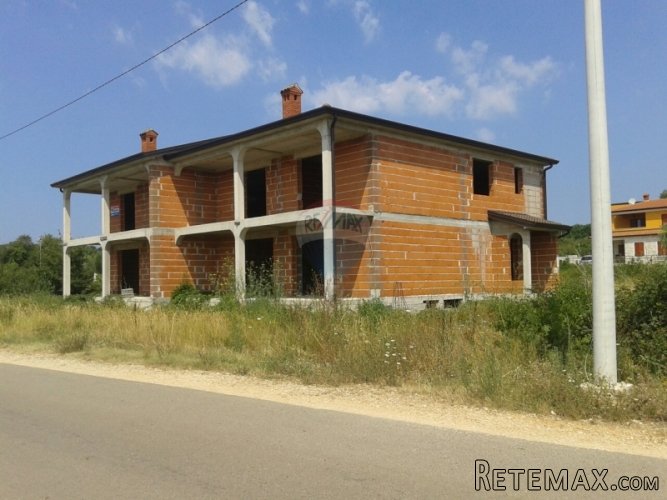 Novigrad, roh bau kuća s dvije stambene jedinice - 2