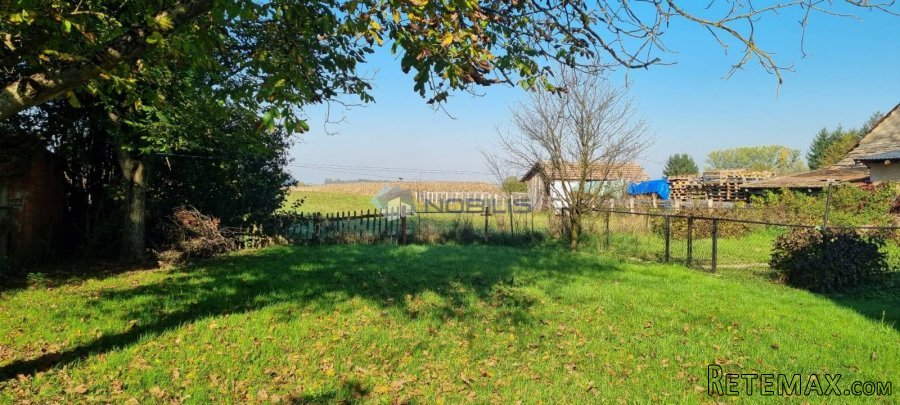 Kutina, kuća 270 m2, 1674 m2 okućnica - 2