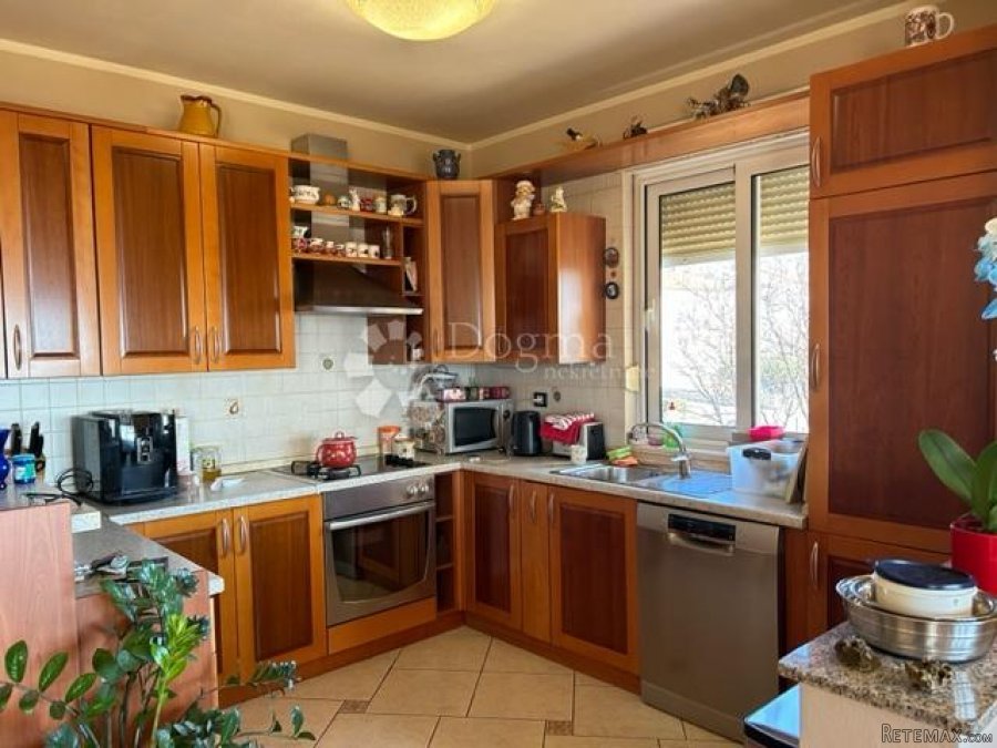 ODLIČNA KUĆA KOSTRENA U BLIZINI MORA - 3