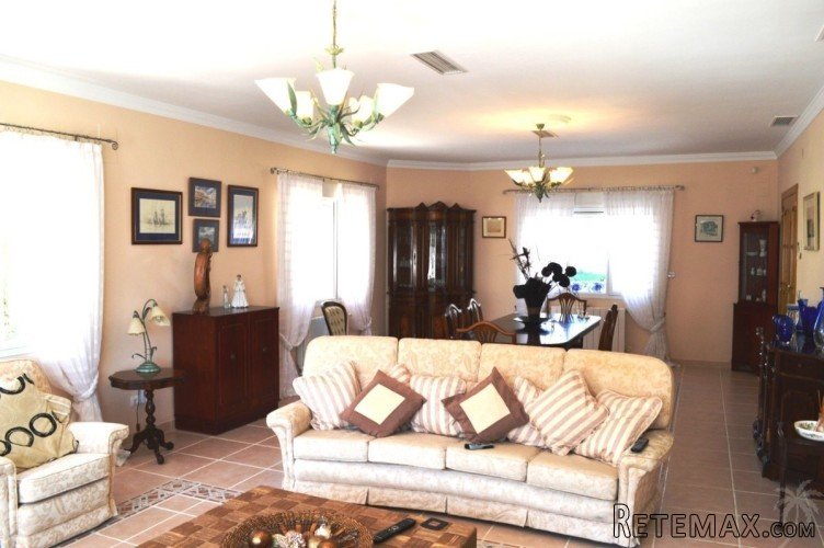 A stunning and luxurious finca set in a private location.. - 4
