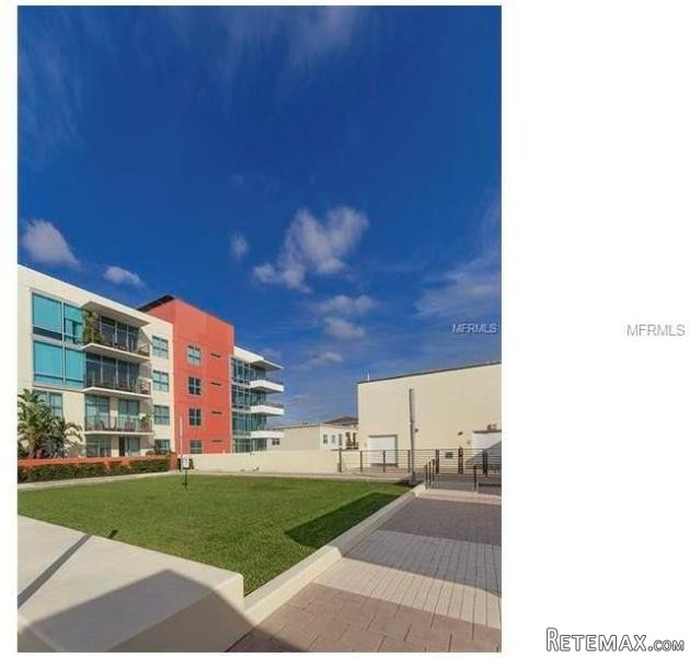 1 bedroom Property For Sale: 1208 EAST.. - 2