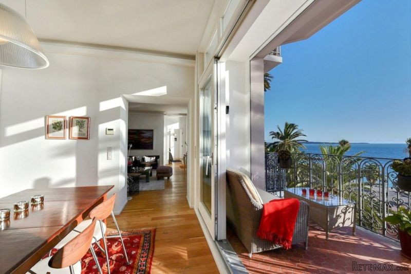 Best Seafront Location Cannes 3 Bedrooms - 2