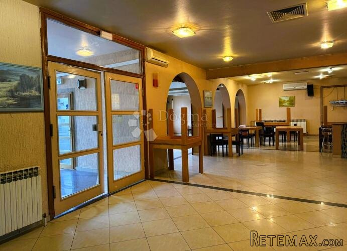 Dugoročni najam poslovnog prostora - restoran, kafić ili sal