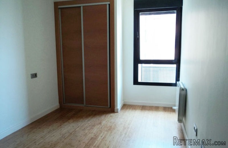2 Bedroom Apartment in Granada - 2