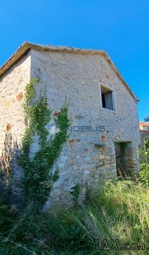 Hvar, Dol, kamena kuća 122 m2 - 9