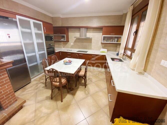 AMAZING NEW LISTING TO VOSS HOMES - Quality built large 4.. - 11