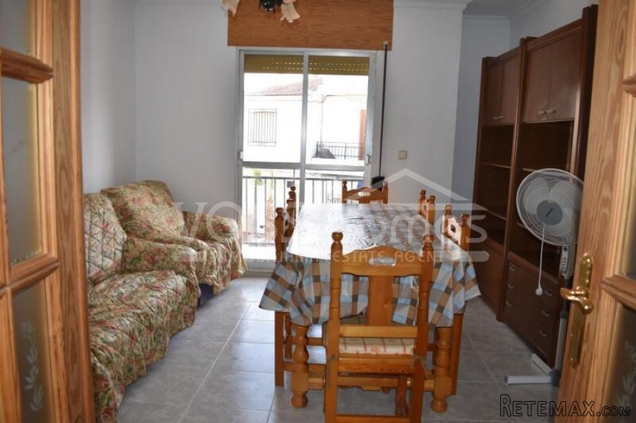 NEW LISTING - Attractive, traditional Spanish 2 storey.. - 11