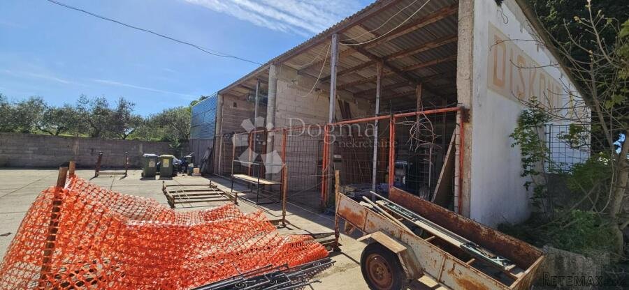 Skladište Višenamjenske Upotrebe i Uljara - 3
