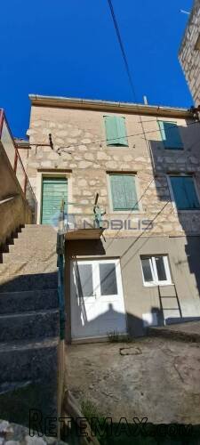 Vis - Centar, kamena kuća 228 m2 s okućnicom 200 m2 - 3