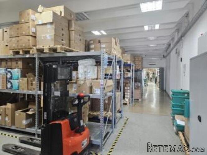 HALA OD 650 M2 ( MOGUĆE 1100 m2 NA ODLIČNOJ POZICIJI