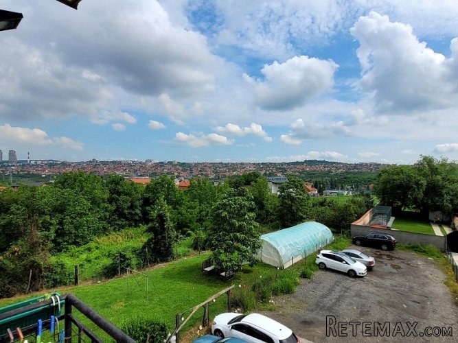 Lep dvosoban stan sa divnim pogledom - 14