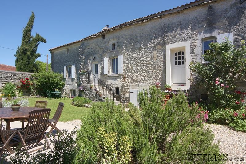Beautiful Country House With Walled..
