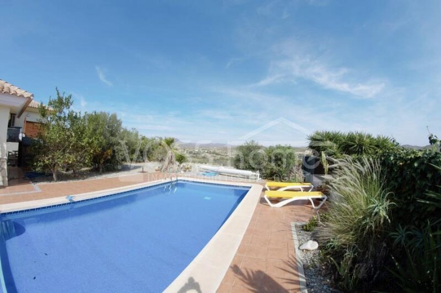 RESERVED APRIL 2022 WITH VOSS HOMES & OUR COLLABORATING.. - 5