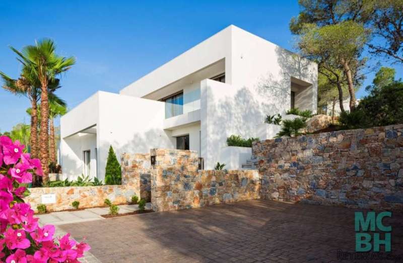 Luxurious New Build Golf Villas For..