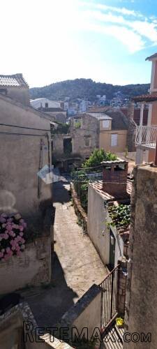Vis - Centar, kamena kuća 228 m2 s okućnicom 200 m2 - 7