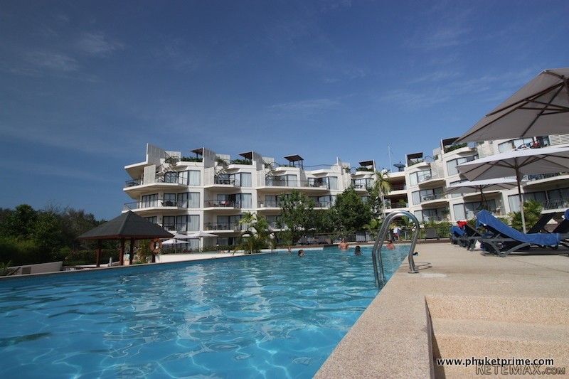 Modern-Style Sea-View 1-Bedroom..