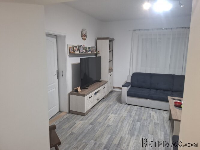 Na prodaju kuca u Novom Beceju - 10