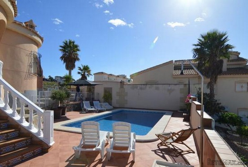 4 Bedrooms - Villa - Alicante - For Sale - 2