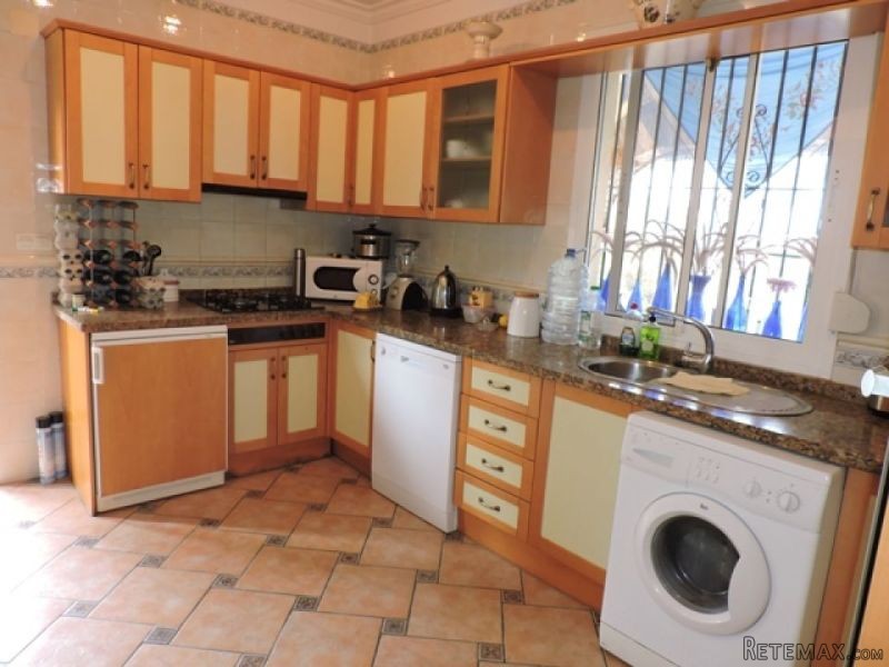 3 bedroom, 2 bathroom Finca/Country.. - 2