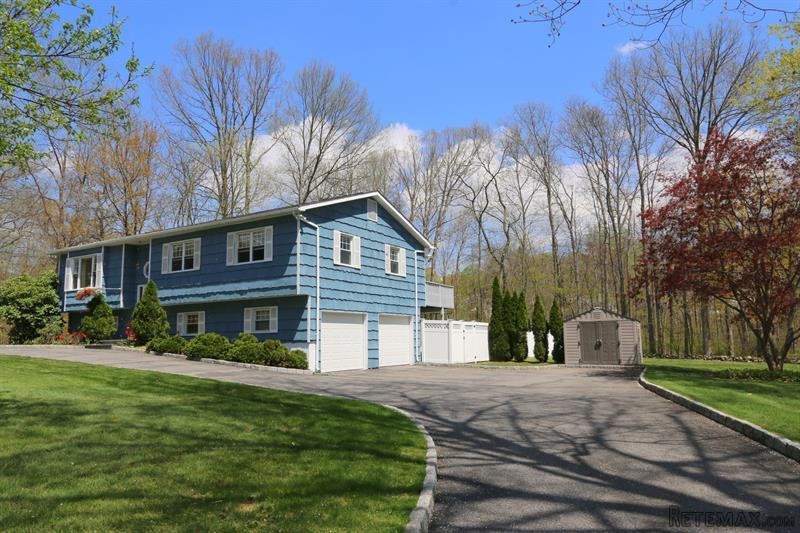 3 bedroom House For Sale: 14 Walker.. - 2