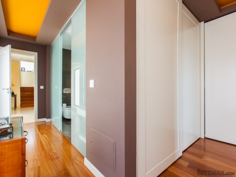 Two Bedroom Dupex - Heart Of Historic..