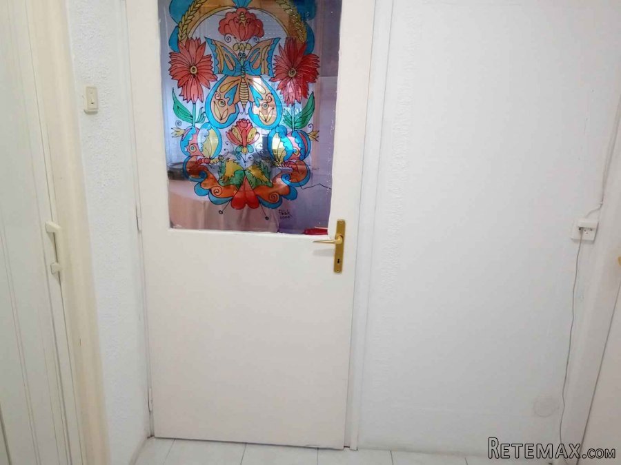 Izdajem dvosoban stan u Novom Sadu - 4