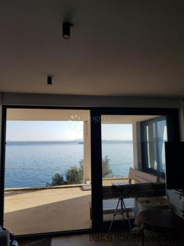 Otok Pašman , Tkon , luksuzna vila 8 m od mora