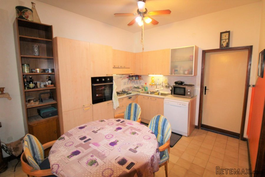 Rovinj,odličan stan s puno dnevnog svjetla 70m2 u blizini pa - 5