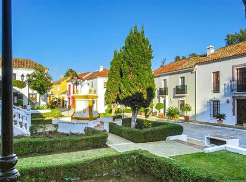 2 bedroom detached villa for sale