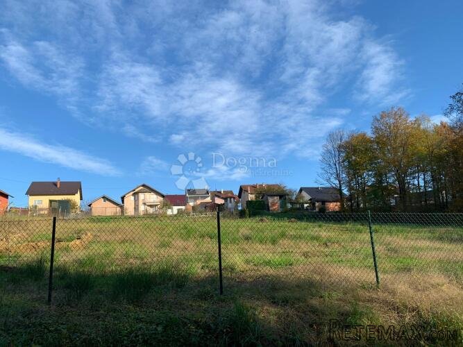 PRILIKA poljoprivredno zemljište Sesvete 3490 m2