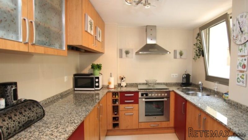 3 Bedroom 2 Bathroom APARTMENT FOR SALE.. - 2