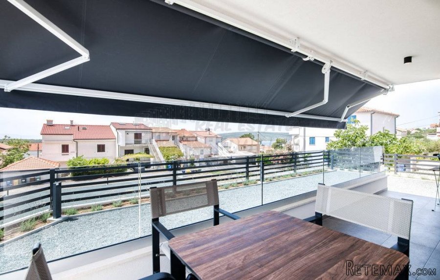 Prekrasan apartman u mjestu Punat! - 10