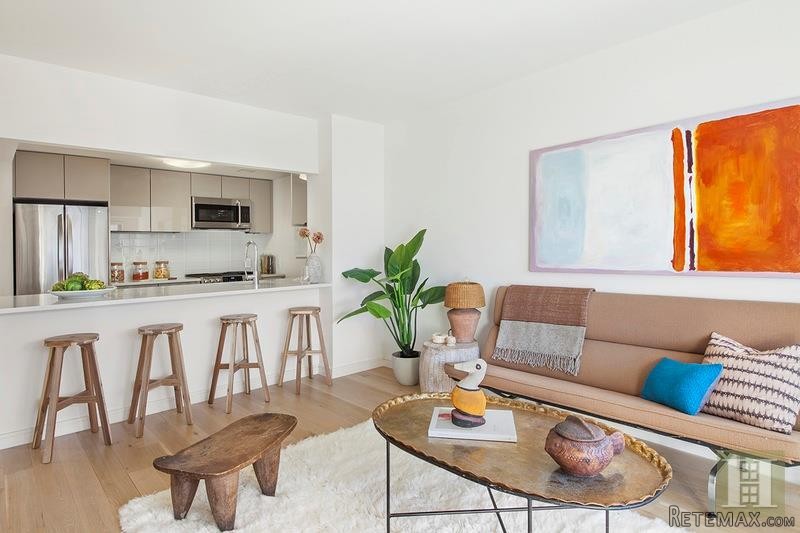 2 bedroom Apartment For Sale: 2231 ADAM.. - 2