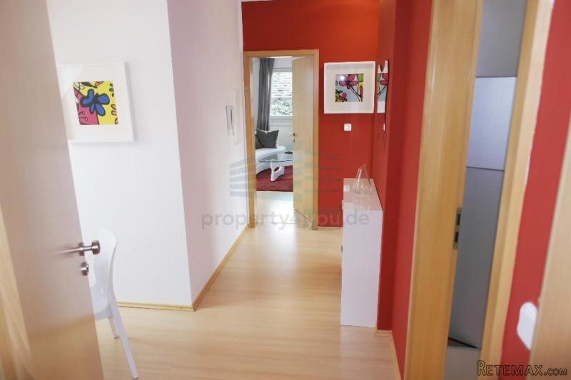 Sehr schone moblierte 2-Zimmer..