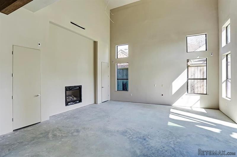 4 bedroom House For Sale: 1959.. - 2