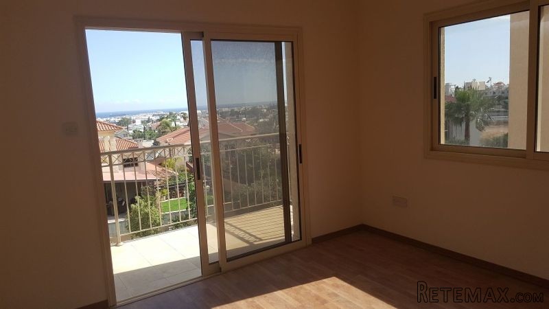 Three bedoom detahced townhouse for.. - 2