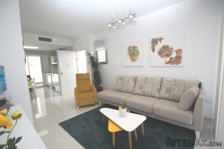 Apartment Property Type: &nbsp;2/3 Bedrooms 2 Bathrooms.. - 2