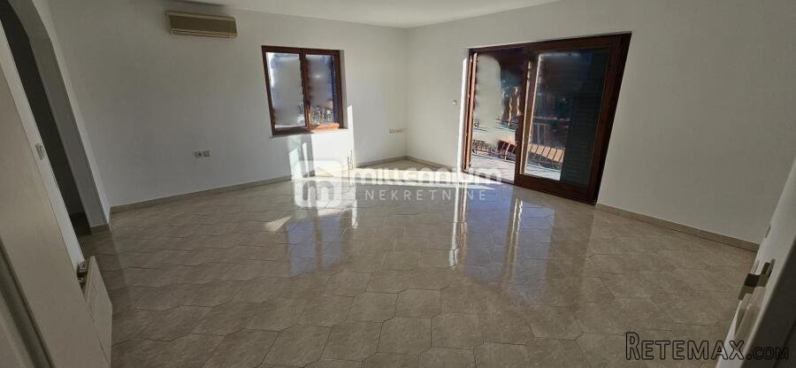Lovran, 100.92m2, 3-sobni s dnevnim - 2