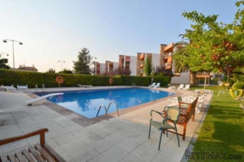 ROSES: Large apartment close to the.. - 2