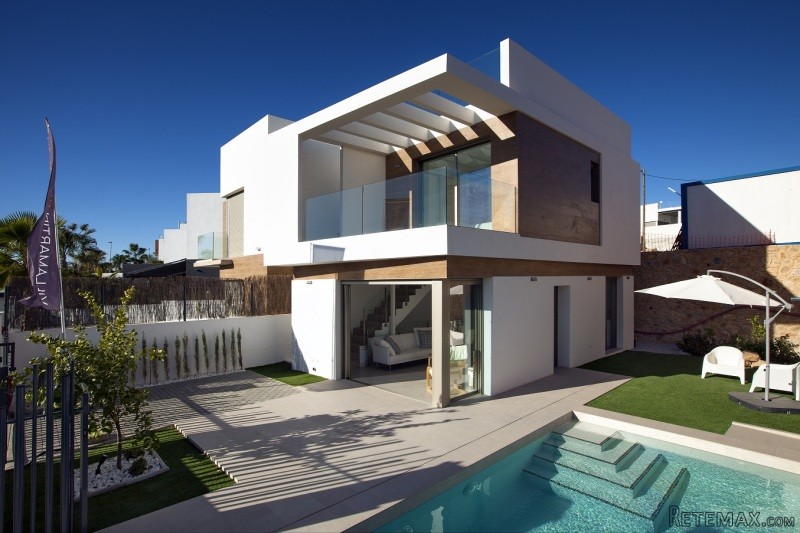 3 Bedrooms - Villa - Alicante - For Sale