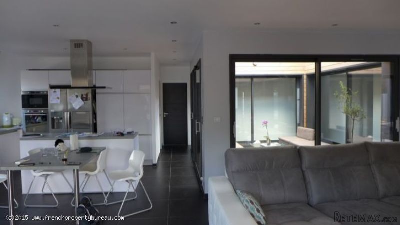 Superb contemporary house with pool.. - 2