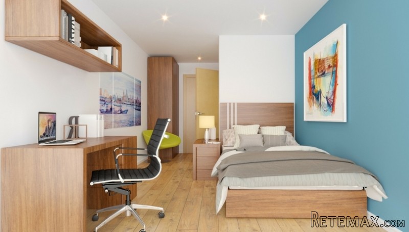 Ground floor, ensuite student room..