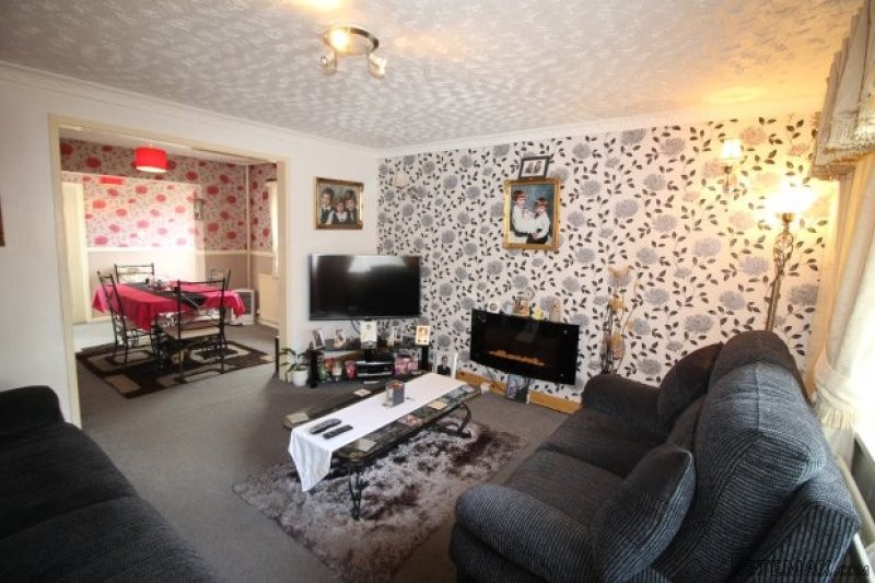 4 bedroom, Terraced House house for sale - 2
