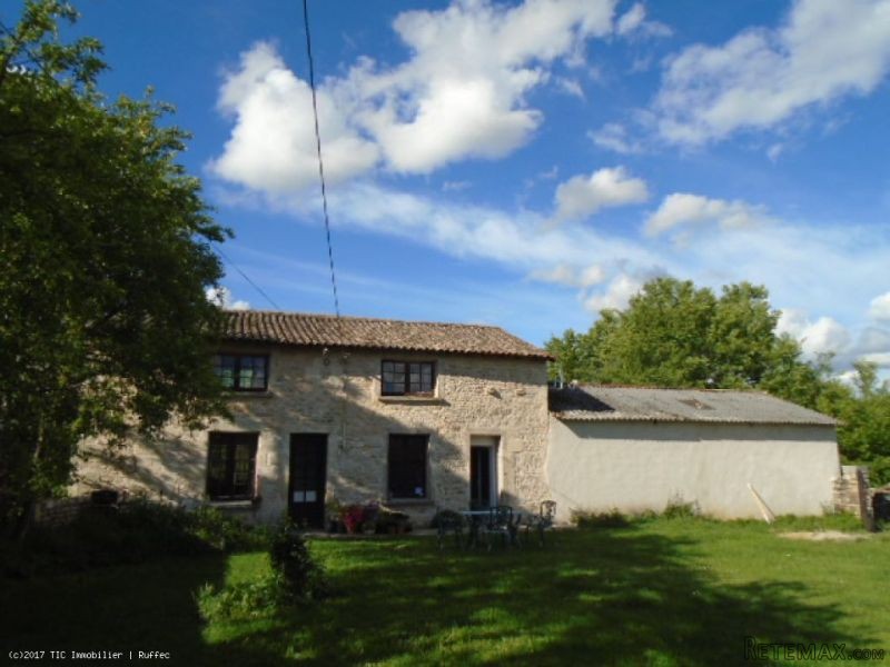 Pretty 2 Bedroomed Property To Finish..