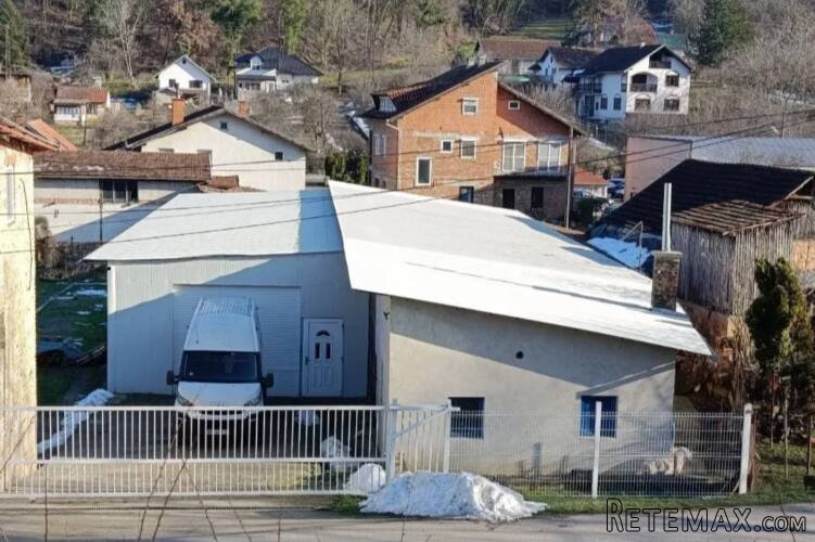 Hala,magacin,skladiste za izdavanje