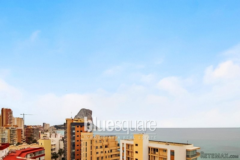 2-Bedroom top floor apartment with..